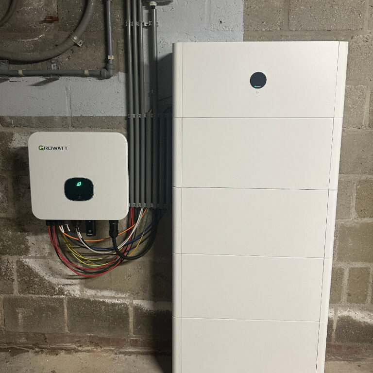 installatie growatt met zonnepanelen eijsden stroom loods