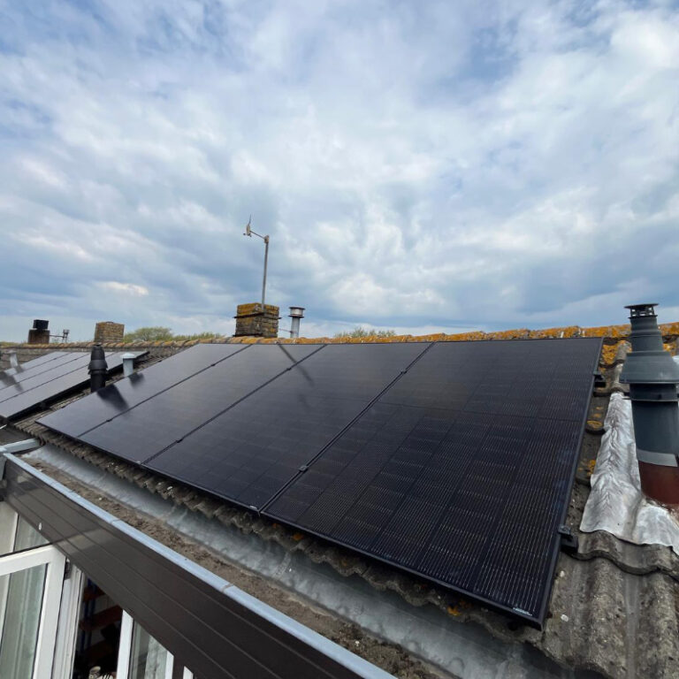 denim zonnepanelen muiden
