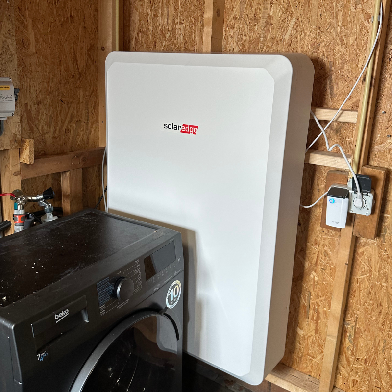 solaredge thuisbatterij stroom loods