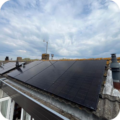 denim zonnepanelen stroom loods